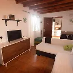 アパート Talia Ii Apartement